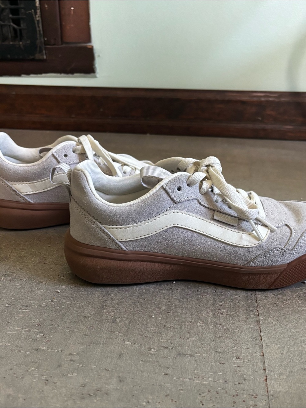 Vans EXP Low Top Sneakers size 7